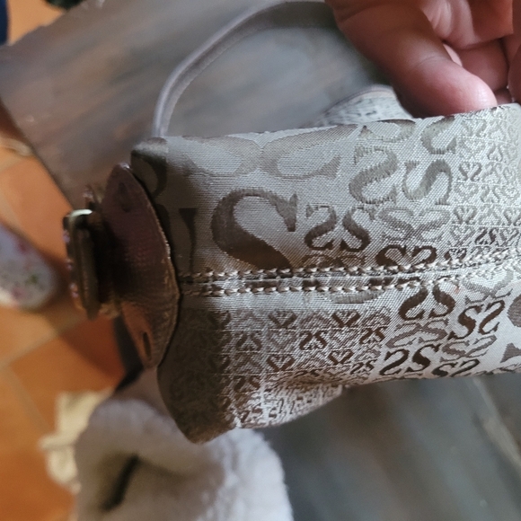 Spring Gold Toned Small Handbag Purse - Picture 3 of 6